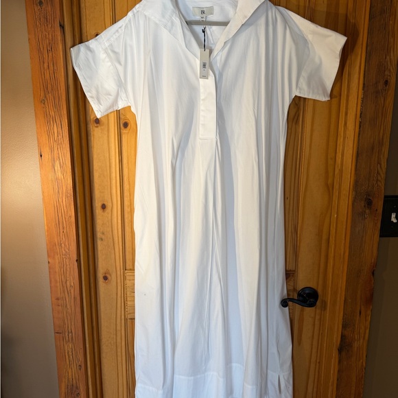 Banana Republic White Poplin Short-Sleeve Trapeze Shirt Dress with Pockets - Picture 2 of 5